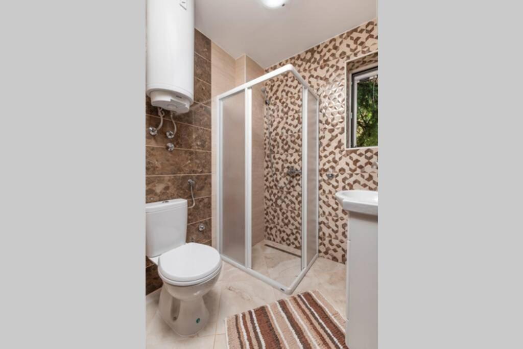 Apartment Milos Котор Екстер'єр фото